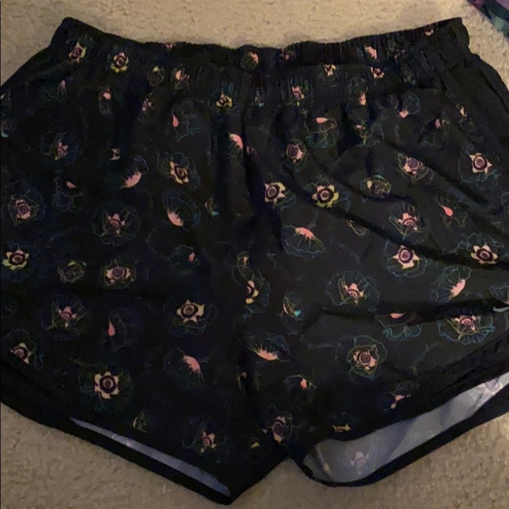 Nike drifit shorts